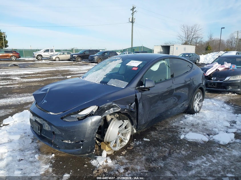 2023 Tesla Model y VIN 7SAYGDED7PF934933 IAAI salvage auction — FRONT END, Salvage Title, sold $7,600 on 2026-07-13 (photo 2)