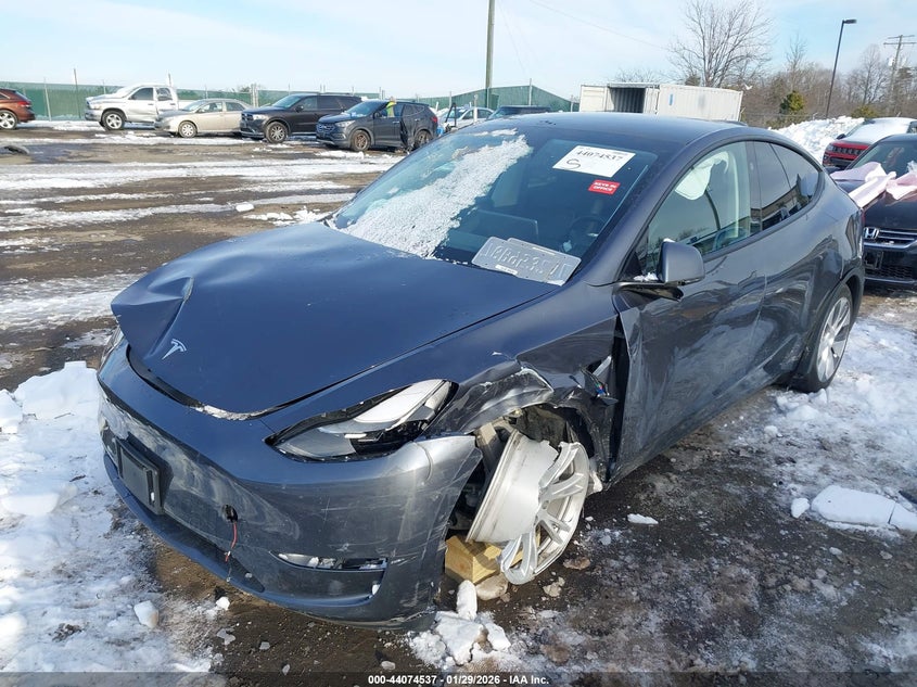 2023 Tesla Model y VIN 7SAYGDED7PF934933 IAAI salvage auction — FRONT END, Salvage Title, sold $7,600 on 2026-07-13 (photo 6)