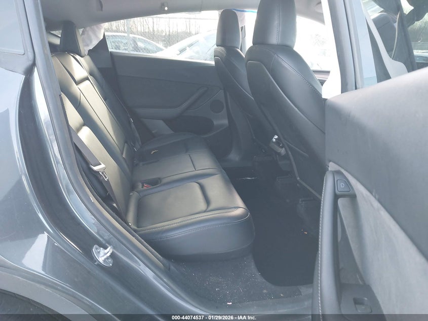 2023 Tesla Model y VIN 7SAYGDED7PF934933 IAAI salvage auction — FRONT END, Salvage Title, sold $7,600 on 2026-07-13 (photo 8)