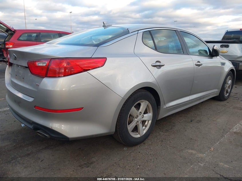2014 Kia Optima VIN KNAGM4A72E5499851 IAAI salvage auction — WATER/FLOOD, Other, sold $425 on 2026-07-07 (photo 4)