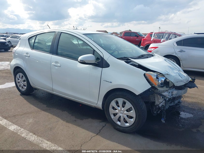 2013 Toyota Prius c VIN JTDKDTB3XD1553339 IAAI salvage auction — RIGHT FRONT, Other, sold $600 on 2026-07-14 (photo 1)