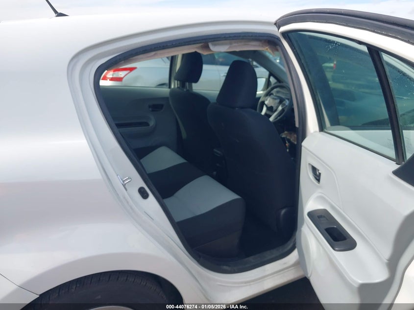 2013 Toyota Prius c VIN JTDKDTB3XD1553339 IAAI salvage auction — RIGHT FRONT, Other, sold $600 on 2026-07-14 (photo 8)