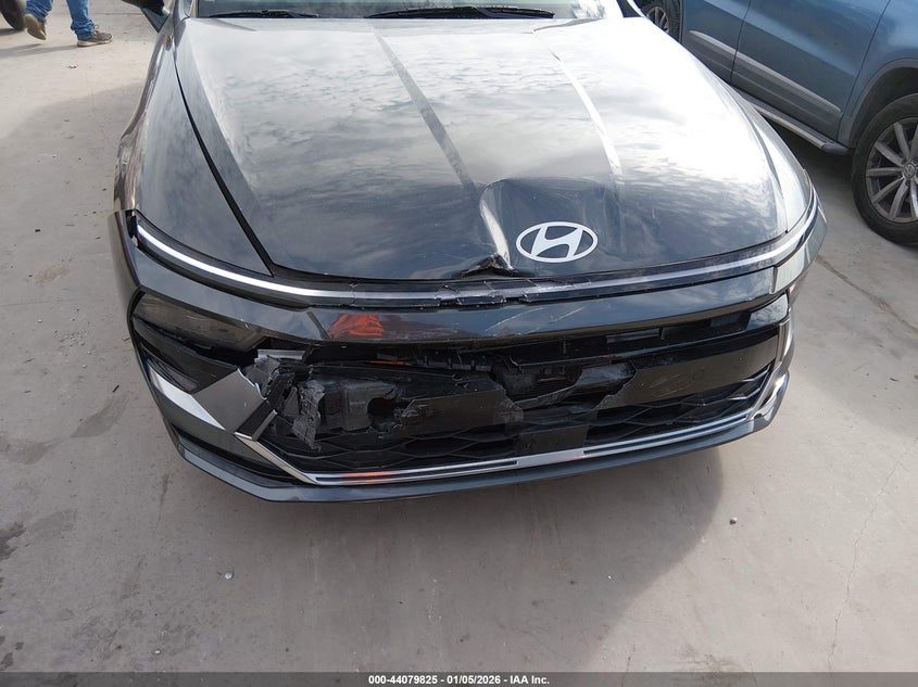 2024 Hyundai Sonata VIN KMHL14JA8RA422836 IAAI salvage auction — FRONT END, Salvage Title, sold $10,000 on 2026-07-14 (photo 6)