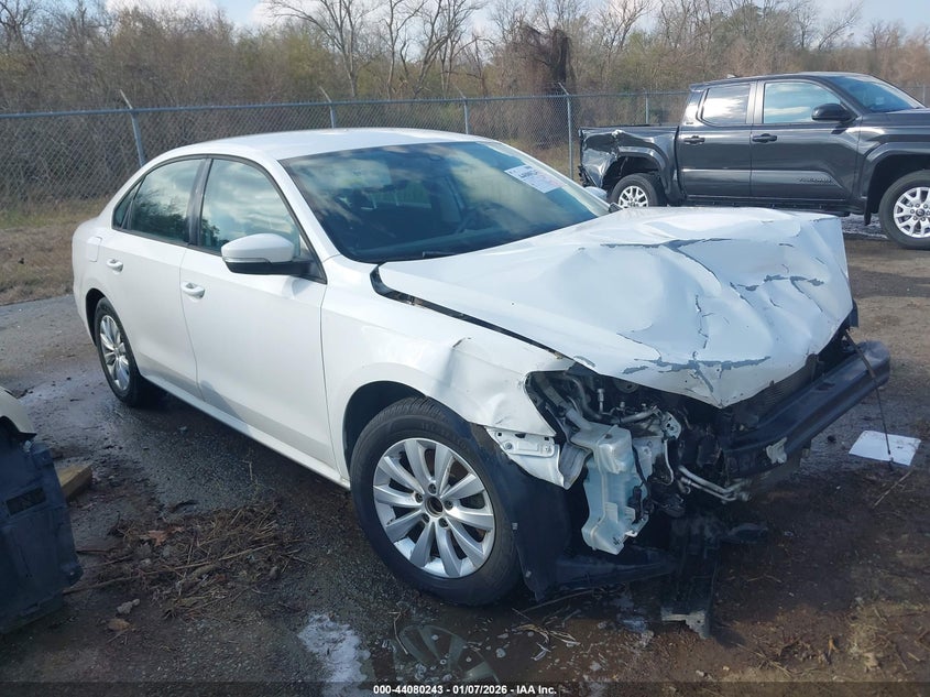 2013 Volkswagen Passat VIN 1VWAH7A30DC095157 IAAI salvage auction — FRONT END, Salvage Title, sold $200 on 2026-08-02 (photo 1)