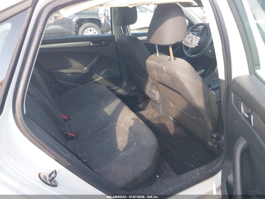 2013 Volkswagen Passat VIN 1VWAH7A30DC095157 IAAI salvage auction — FRONT END, Salvage Title, sold $200 on 2026-08-02 (photo 8)