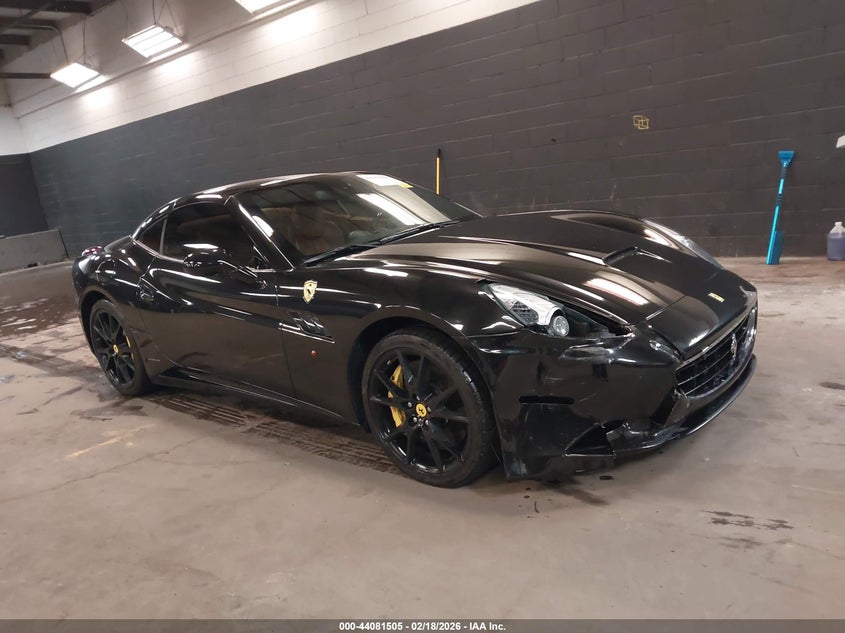 2011 Ferrari California VIN ZFF65LJA6B0178262 — IAAI salvage auction photo