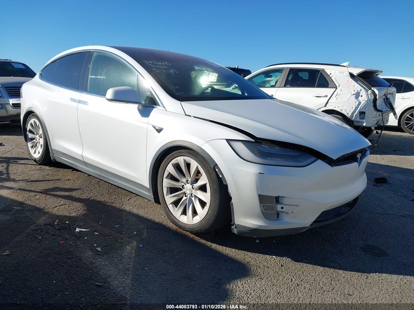2021 Tesla Model x VIN 5YJXCDE27MF323668 IAAI salvage auction — FRONT END, Salvage Title, sold $18,450 on 2026-07-08 (photo 1)