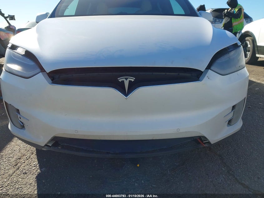 2021 Tesla Model x VIN 5YJXCDE27MF323668 IAAI salvage auction — FRONT END, Salvage Title, sold $18,450 on 2026-07-08 (photo 6)