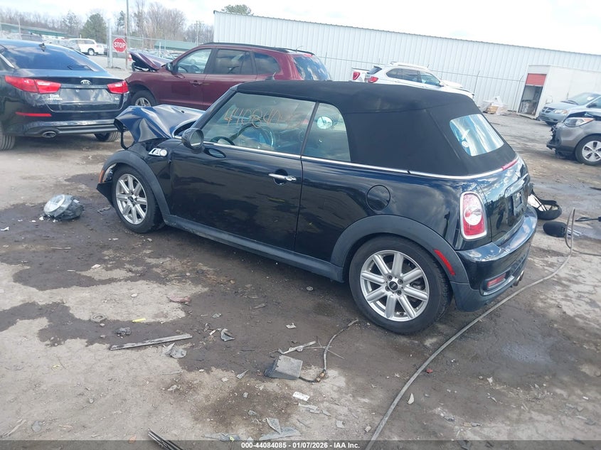 2015 Mini Convertible VIN WMWZP3C5XFT299013 IAAI salvage auction — FRONT END, Salvage (Virginia), sold $225 on 2026-08-07 (photo 3)