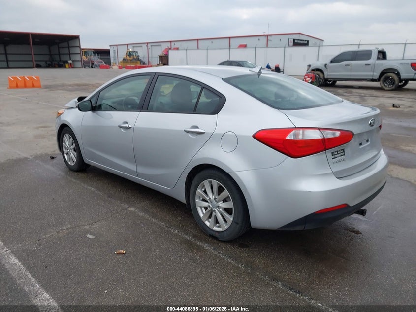 2016 Kia Forte VIN KNAFX4A60G5440410 IAAI salvage auction — RIGHT FRONT, Other, sold $775 on 2026-07-17 (photo 3)