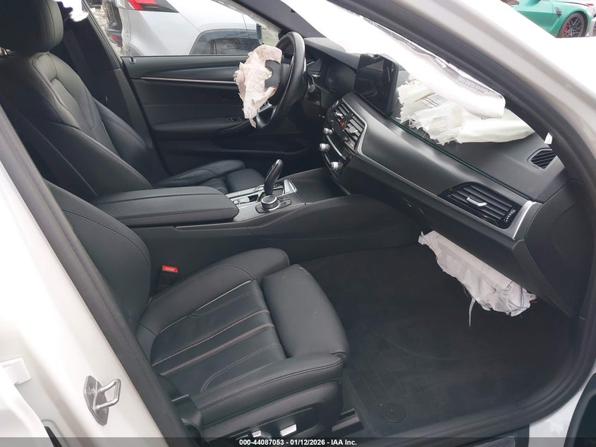 2022 BMW 5er VIN WBA73BJ09NWX72417 IAAI salvage auction — FRONT END, Salvage Title, sold $16,100 on 2026-08-18 (photo 5)