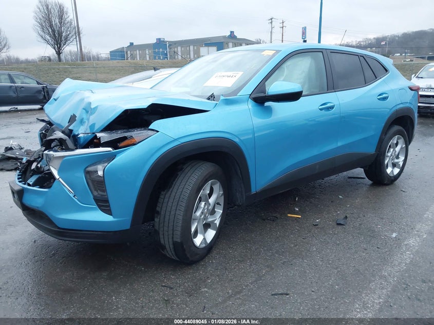 2025 Chevrolet Trax VIN KL77LFEP3SC177641 IAAI salvage auction — FRONT END, Salvage (Illinois), sold $2,500 on 2026-07-21 (photo 2)