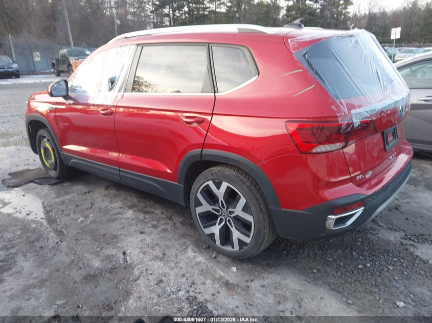 2022 Volkswagen Taos VIN 3VV2X7B2XNM088833 IAAI salvage auction — VANDALISM, Salvage Title, sold $8,475 on 2026-08-19 (photo 3)