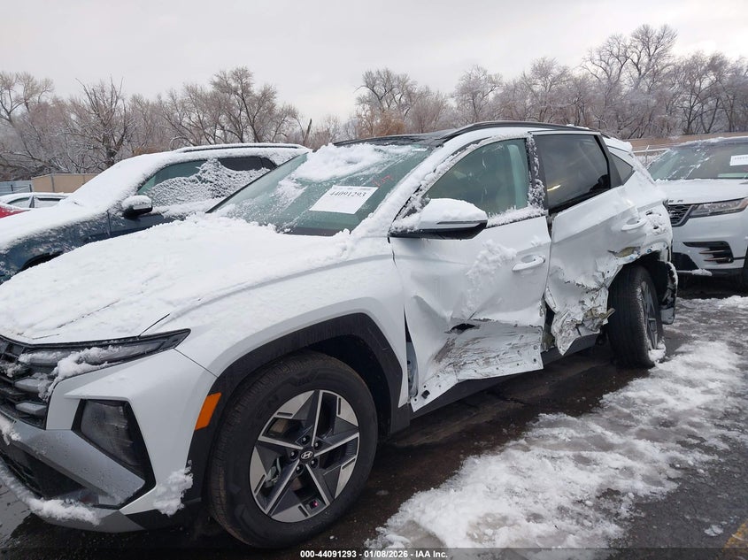 2025 Hyundai Tucson VIN KM8JCDD1XSU385550 IAAI salvage auction — SIDE, Salvage Title, sold $4,200 on 2026-07-12 (photo 6)
