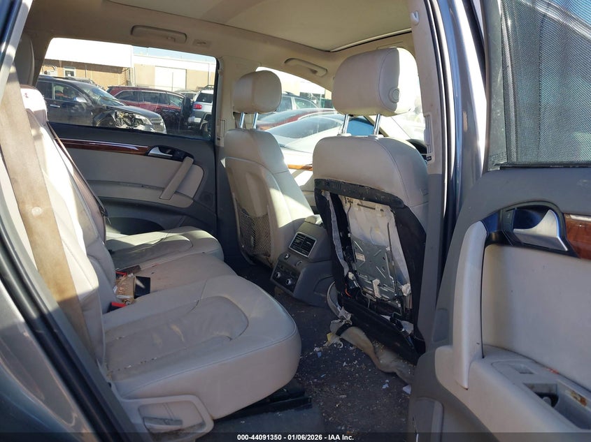 2015 Audi Q7 VIN WA1LGAFE0FD020407 IAAI salvage auction — LEFT SIDE, Clear (Oklahoma), sold $775 on 2026-07-22 (photo 8)