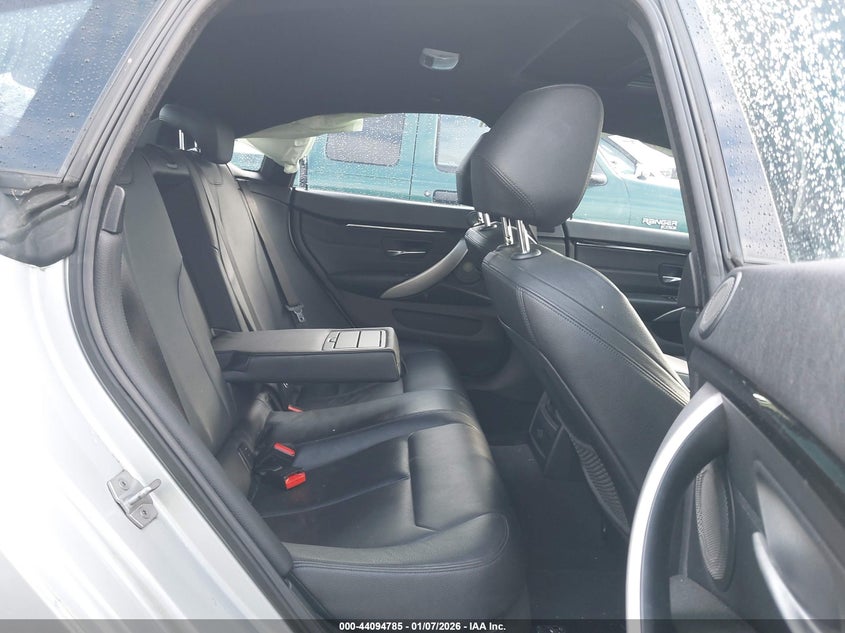 2017 BMW 4er VIN WBA4E5C5XHG188677 IAAI salvage auction — FRONT END, Salvage Title, sold $5,025 on 2026-07-13 (photo 8)