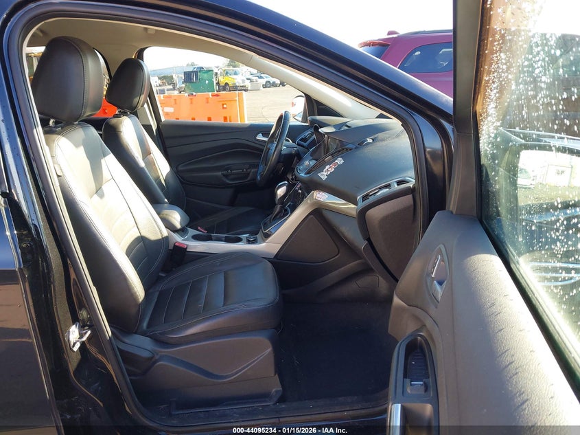 2013 Ford Escape VIN 1FMCU9H99DUA73354 IAAI salvage auction — REAR END, Salvage (Oregon), sold $1,250 on 2026-07-09 (photo 5)