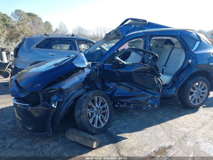 2021 Mazda Cx-5 VIN JM3KFADM1M0387004 IAAI salvage auction — SIDE, Salvage Title, sold $775 on 2026-07-23 (photo 6)