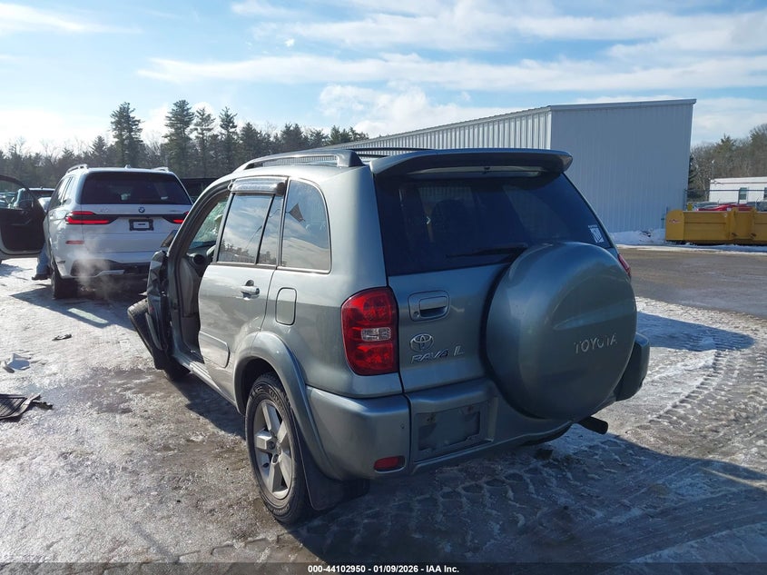2004 Toyota Rav4 VIN JTEHD20V240001182 IAAI salvage auction — FRONT END, Salvage (Connecticut), sold $25 on 2026-07-10 (photo 3)