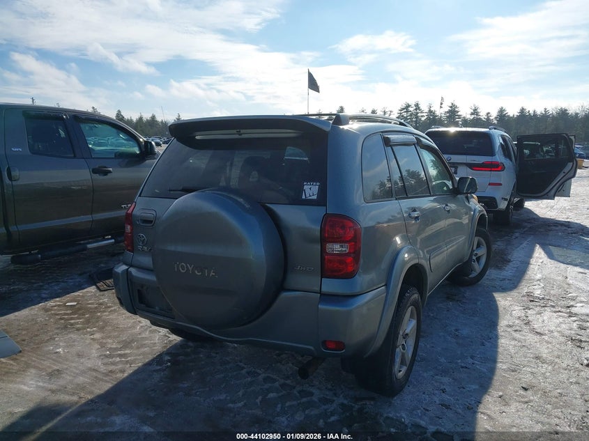 2004 Toyota Rav4 VIN JTEHD20V240001182 IAAI salvage auction — FRONT END, Salvage (Connecticut), sold $25 on 2026-07-10 (photo 4)