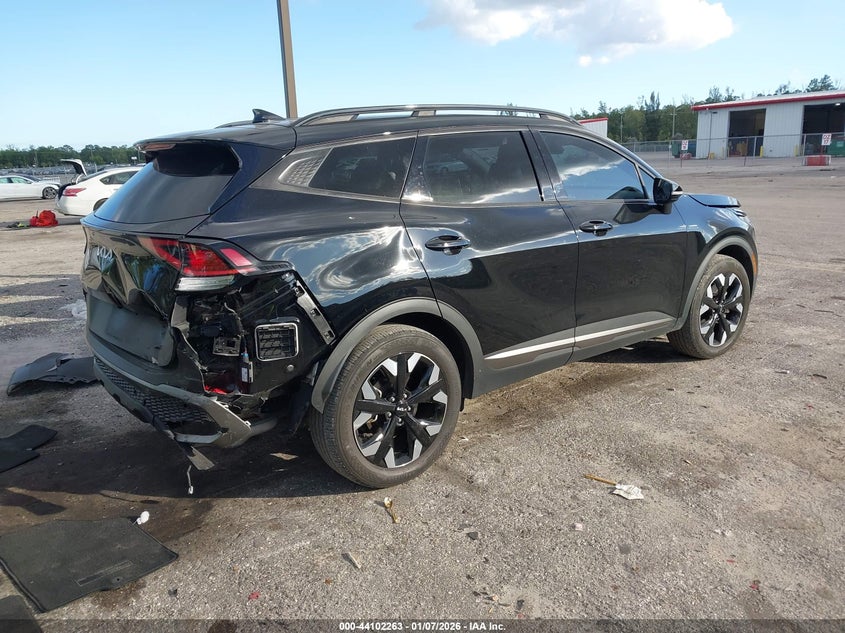 2024 Kia Sportage VIN 5XYK6CDF9RG155497 IAAI salvage auction — REAR END, Salvage Title, sold $9,250 on 2026-07-13 (photo 4)