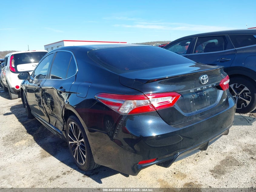 2018 Toyota Camry VIN JTNB11HK2J3068720 IAAI salvage auction — LEFT SIDE, Clear (Oklahoma), sold $25 on 2026-07-29 (photo 3)