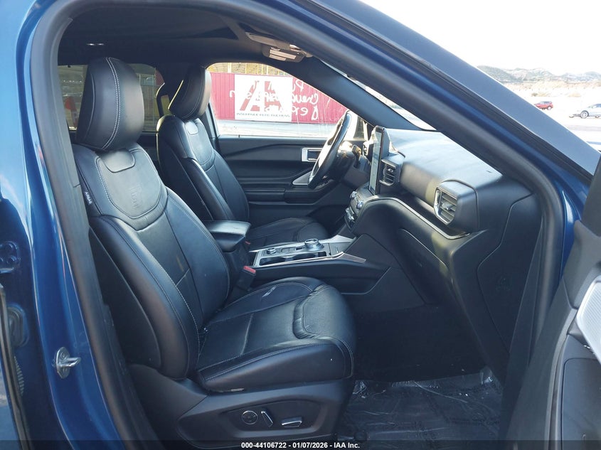 2020 Ford Explorer VIN 1FM5K8GC5LGB12282 IAAI salvage auction — REAR END, Salvage (California), sold $12,125 on 2026-07-29 (photo 5)