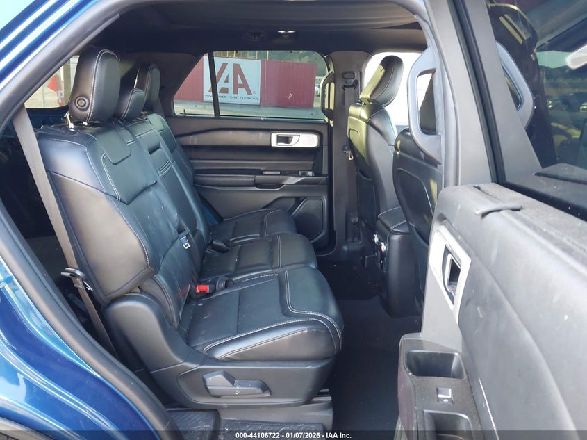 2020 Ford Explorer VIN 1FM5K8GC5LGB12282 IAAI salvage auction — REAR END, Salvage (California), sold $12,125 on 2026-07-29 (photo 8)