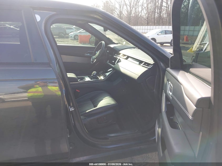 2023 Land rover Range rover velar VIN SALYV2FU1PA353953 IAAI salvage auction — FRONT END, Salvage Title, sold $20,350 on 2026-07-16 (photo 5)