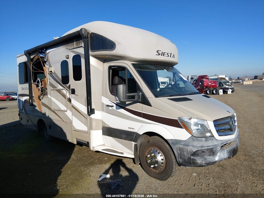 2015 Mercedes-benz Sprinter VIN WDAPF4CC9F9609332 IAAI salvage auction — Burn Interior, Certificate Of Destruction (Florida), sold $1,050 on 2026-07-29 (photo 1)