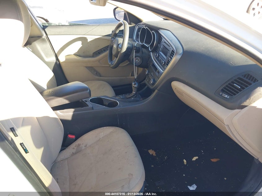 2015 Kia Optima VIN 5XXGM4A79FG416237 IAAI salvage auction — LEFT SIDE, Salvage Title, sold $675 on 2026-07-18 (photo 5)