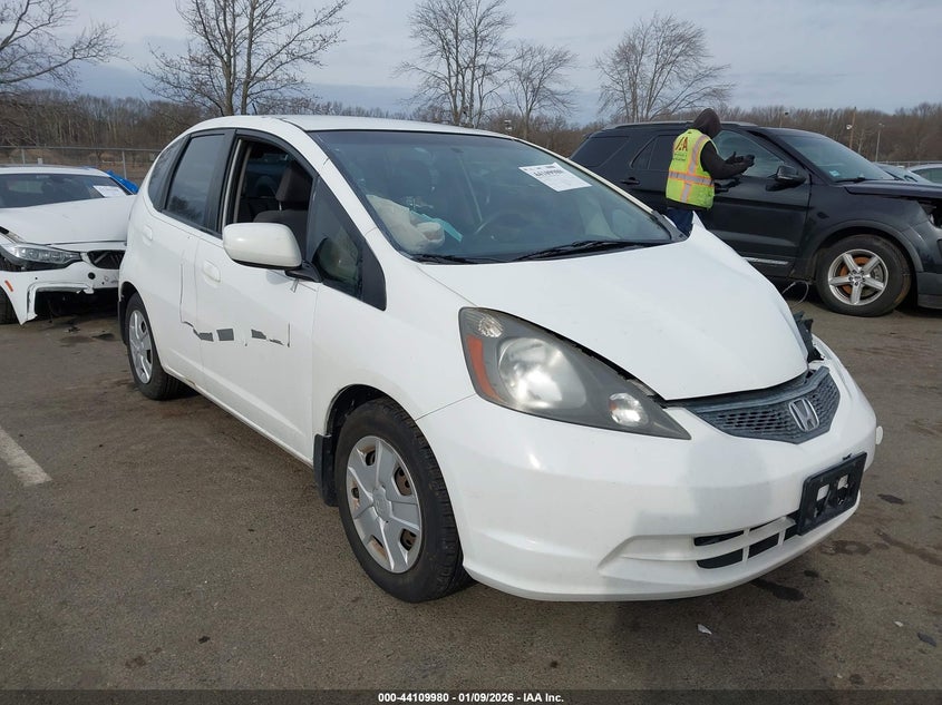 2013 Honda Fit VIN JHMGE8H38DC053965 IAAI salvage auction — FRONT END, Salvage Title, sold $500 on 2026-07-27 (photo 1)