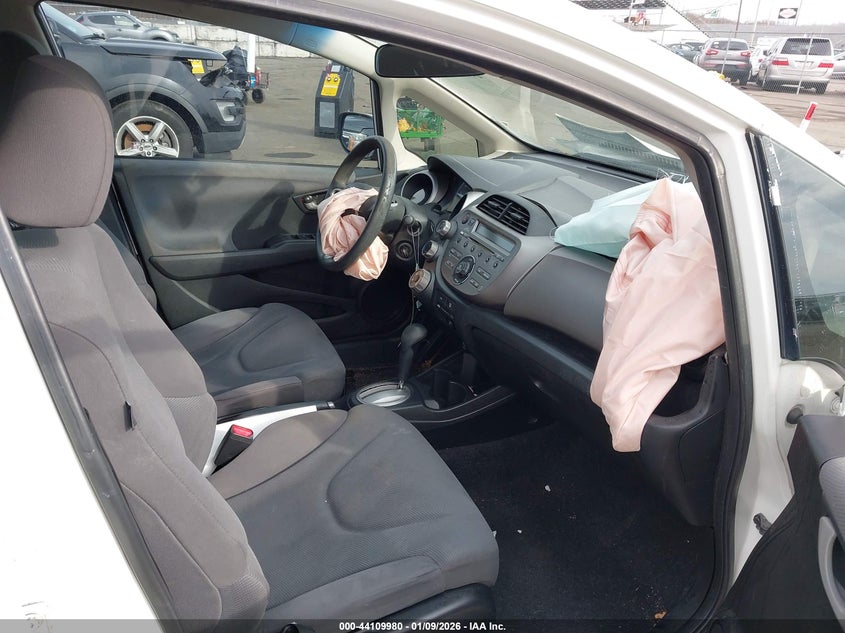 2013 Honda Fit VIN JHMGE8H38DC053965 IAAI salvage auction — FRONT END, Salvage Title, sold $500 on 2026-07-27 (photo 5)