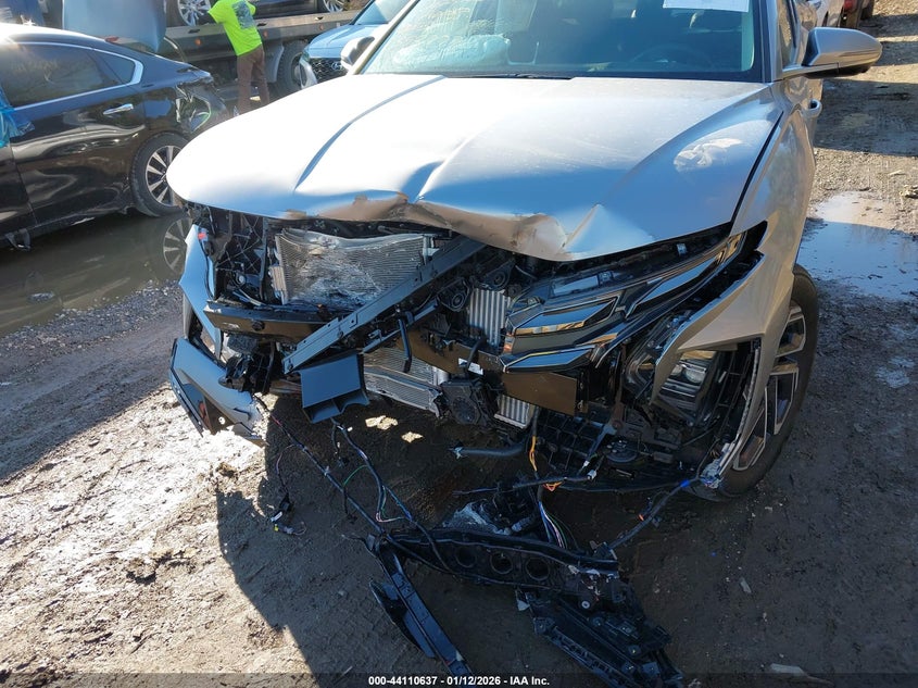 2025 Hyundai Tucson hybrid VIN KM8JEDD19SU393777 IAAI salvage auction — FRONT END, Salvage (Indiana), sold $8,100 on 2026-07-15 (photo 6)