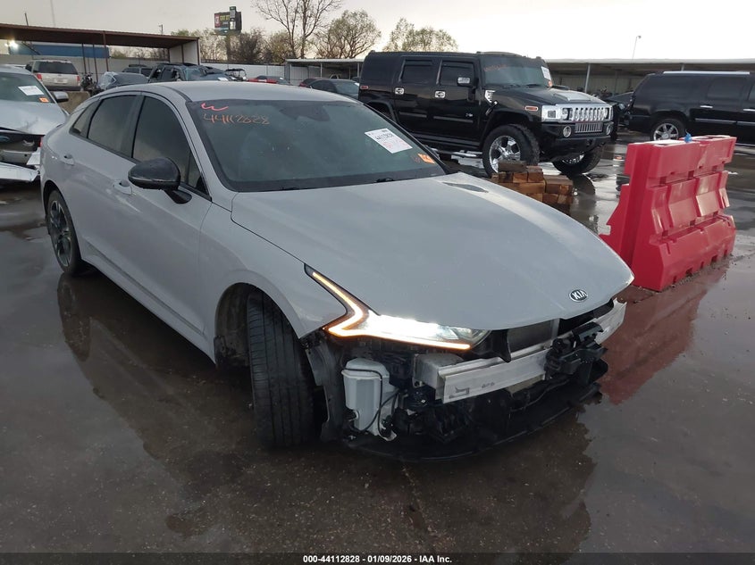 2021 Kia K5 VIN 5XXG64J22MG020582 IAAI salvage auction — FRONT END, Clear (Oklahoma), sold $6,500 on 2026-07-29 (photo 1)