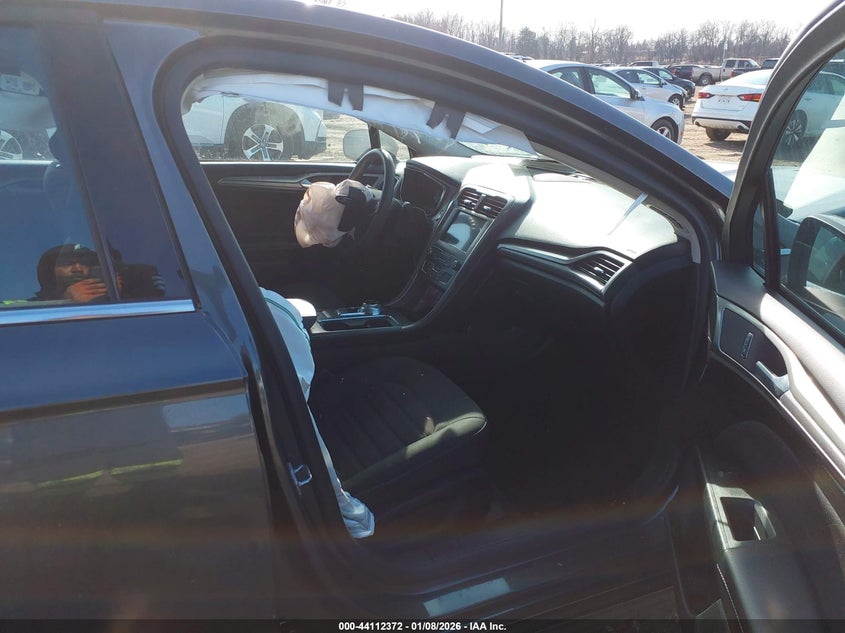 2020 Ford Fusion VIN 3FA6P0LU7LR154042 IAAI salvage auction — FRONT END, Salvage Title, sold $2,050 on 2026-07-22 (photo 5)