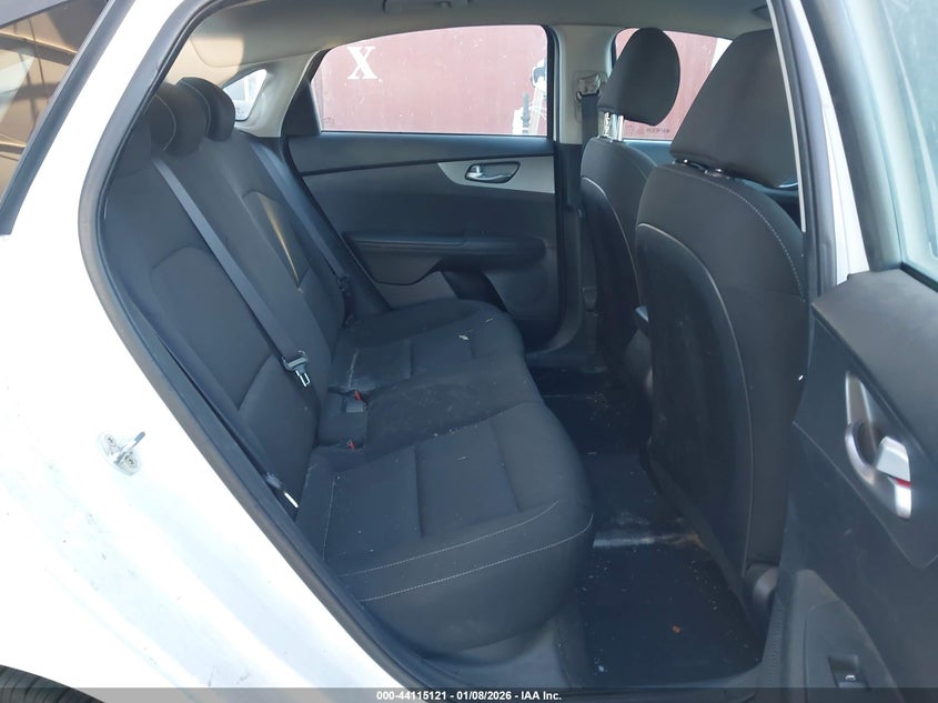 2021 Kia Forte VIN 3KPF24AD1ME369301 IAAI salvage auction — FRONT & REAR, Salvage Title, sold $2,150 on 2026-07-25 (photo 8)