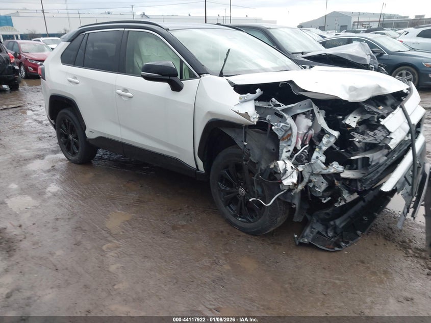 2022 Toyota Rav 4 VIN JTME6RFV9ND527272 IAAI salvage auction — FRONT END, Salvage Title, sold $11,000 on 2026-07-15 (photo 1)