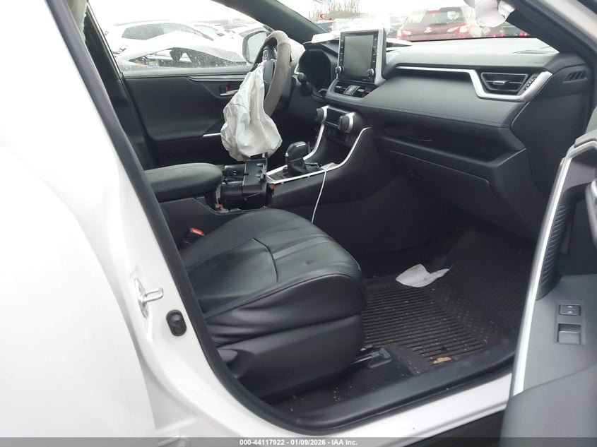 2022 Toyota Rav 4 VIN JTME6RFV9ND527272 IAAI salvage auction — FRONT END, Salvage Title, sold $11,000 on 2026-07-15 (photo 5)