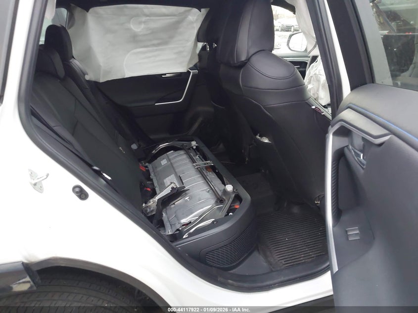 2022 Toyota Rav 4 VIN JTME6RFV9ND527272 IAAI salvage auction — FRONT END, Salvage Title, sold $11,000 on 2026-07-15 (photo 8)