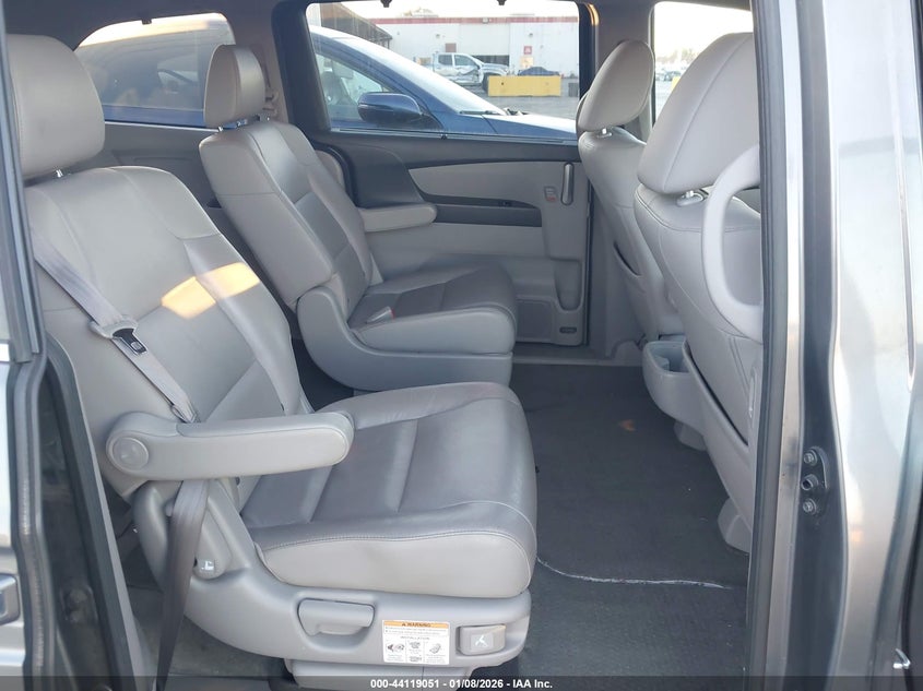 2012 Honda Odyssey VIN 5FNRL5H69CB100530 IAAI salvage auction — REAR END, Salvage Title, sold $3,200 on 2026-07-09 (photo 8)