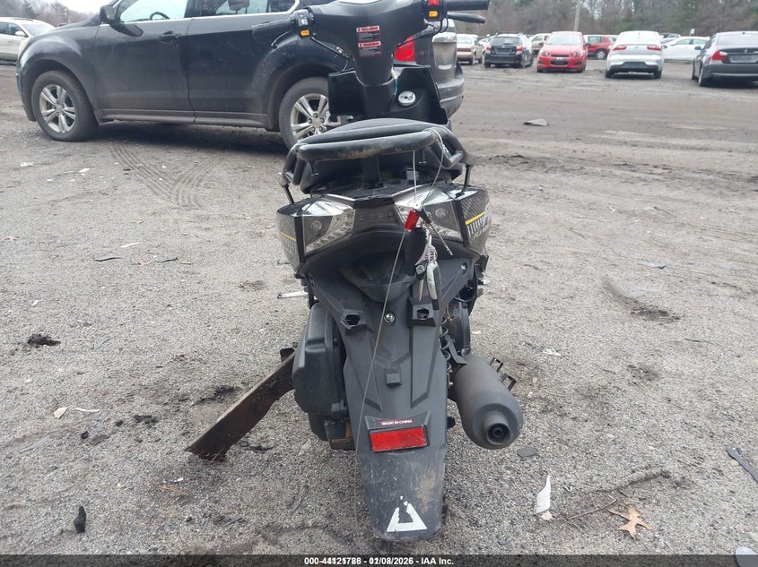 2025 VIN HZ2TBCNF1S1013912 IAAI salvage auction — FRONT END, Salvage (Massachusetts), sold $100 on 2026-07-14 (photo 6)