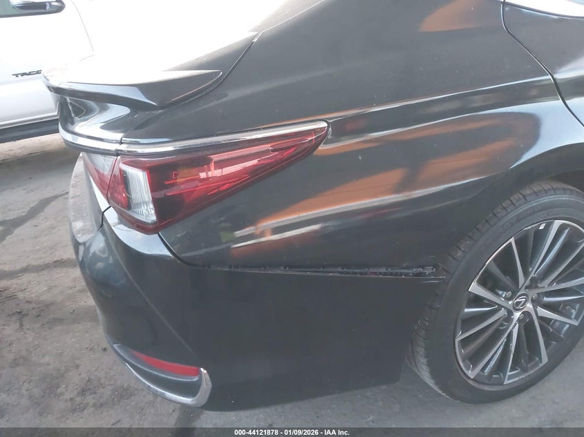 2023 Lexus Es 300h VIN 58ADA1C12PU027698 IAAI salvage auction — REAR END, Other, sold $10,800 on 2026-08-27 (photo 6)