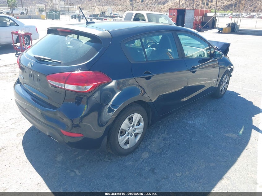 2018 Kia Forte VIN KNAFK5A82J5773706 IAAI salvage auction — FRONT END, Salvage (California), sold $675 on 2026-07-08 (photo 4)