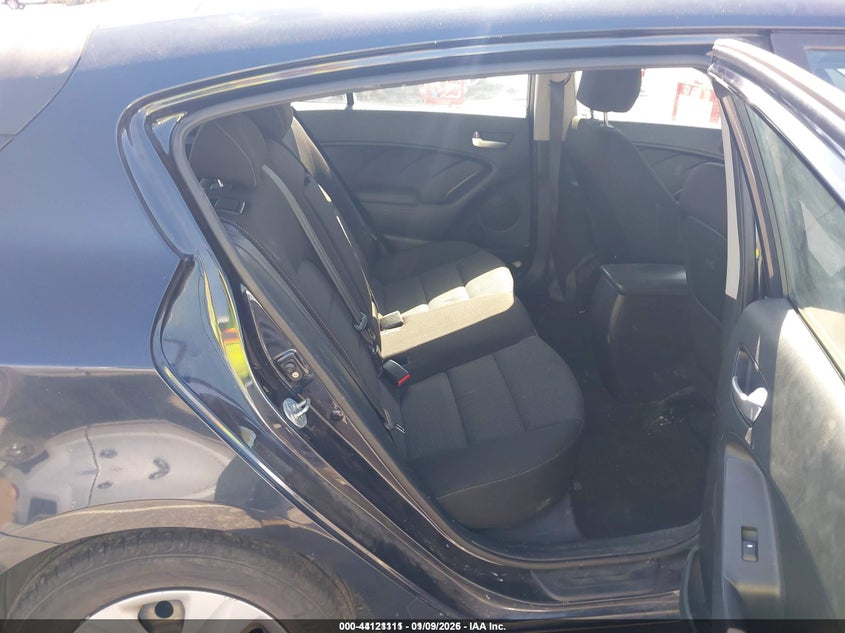 2018 Kia Forte VIN KNAFK5A82J5773706 IAAI salvage auction — FRONT END, Salvage (California), sold $675 on 2026-07-08 (photo 8)
