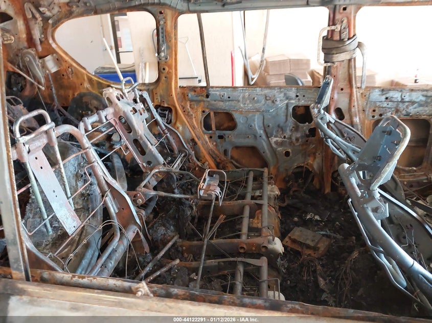 2017 Nissan Armada VIN JN8AY2NC0H9512798 IAAI salvage auction — TOTAL BURN, Non-Repairable (Tennessee), sold $150 on 2026-07-29 (photo 8)