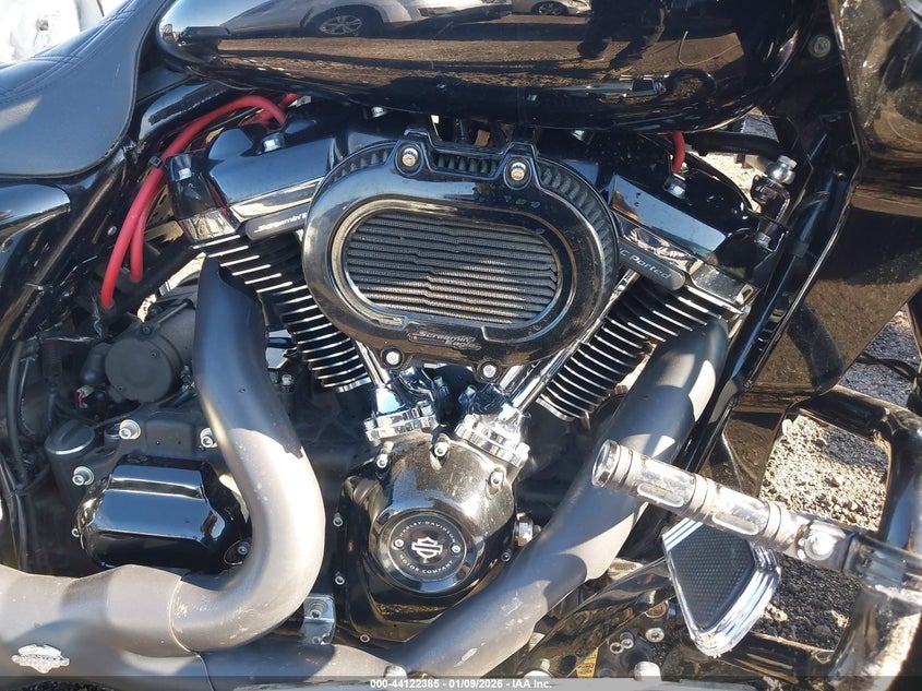 2018 Harley-davidson Road glide VIN 1HD1KTC39JB619044 IAAI salvage auction — FRONT END, Salvage Title, sold $1,550 on 2026-07-21 (photo 8)