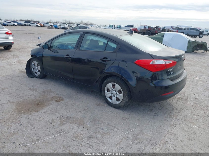 2016 Kia Forte VIN KNAFK4A67G5593350 IAAI salvage auction — FRONT END, Salvage (Texas), sold $400 on 2026-07-15 (photo 3)