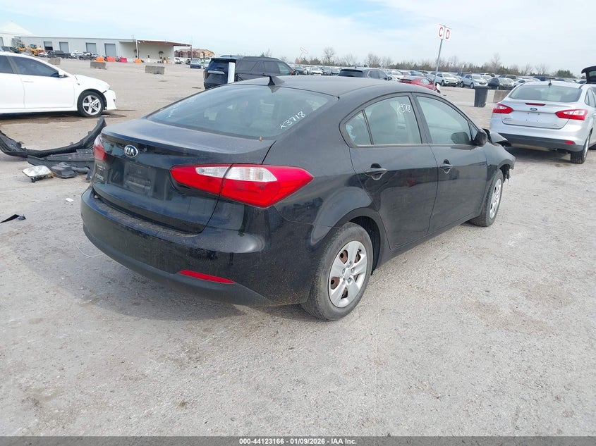2016 Kia Forte VIN KNAFK4A67G5593350 IAAI salvage auction — FRONT END, Salvage (Texas), sold $400 on 2026-07-15 (photo 4)