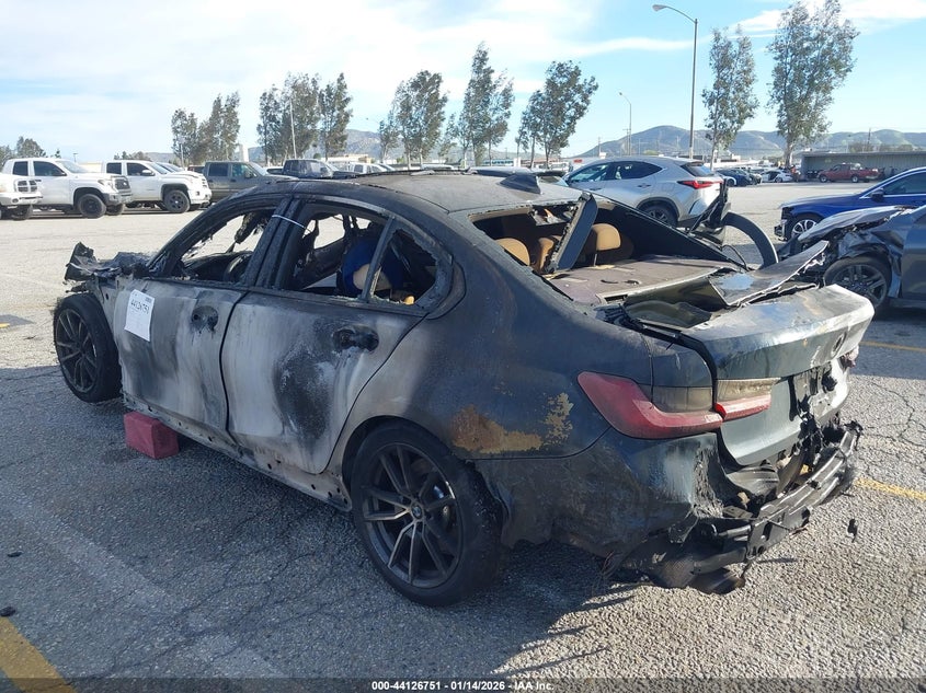 2019 BMW 3 series VIN WBA5R1C54KAK09227 IAAI salvage auction — TOTAL BURN, Non-Repairable (California), sold $300 on 2026-08-11 (photo 3)